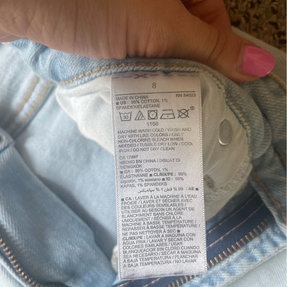 Old Navy | High Rise Skinny Mom Jeans - Picture 9 of 9